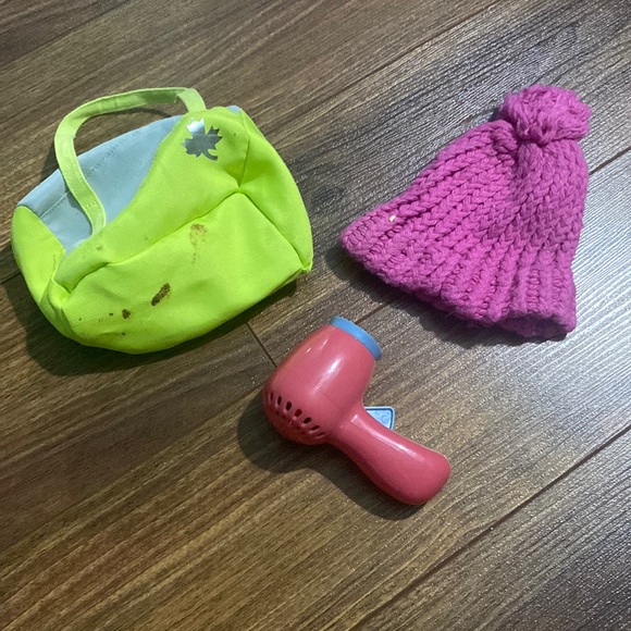 Miscellaneous 18 Inch Doll Accessories - Picture 1 of 1